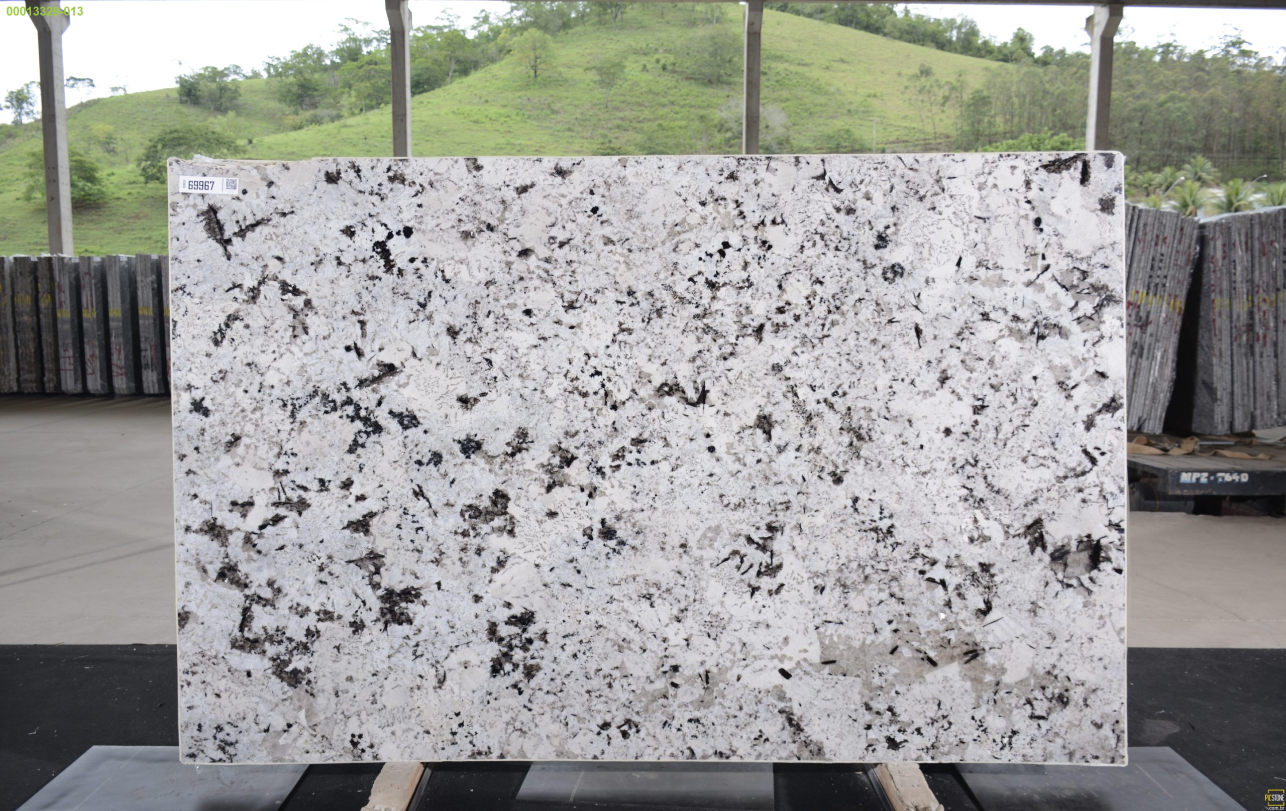 Everest White Cm Granite X Group E