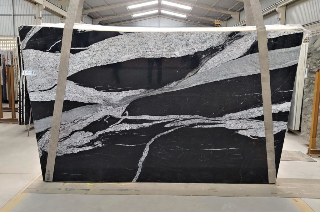 Maori 3cm Polished Granite #17433 (120