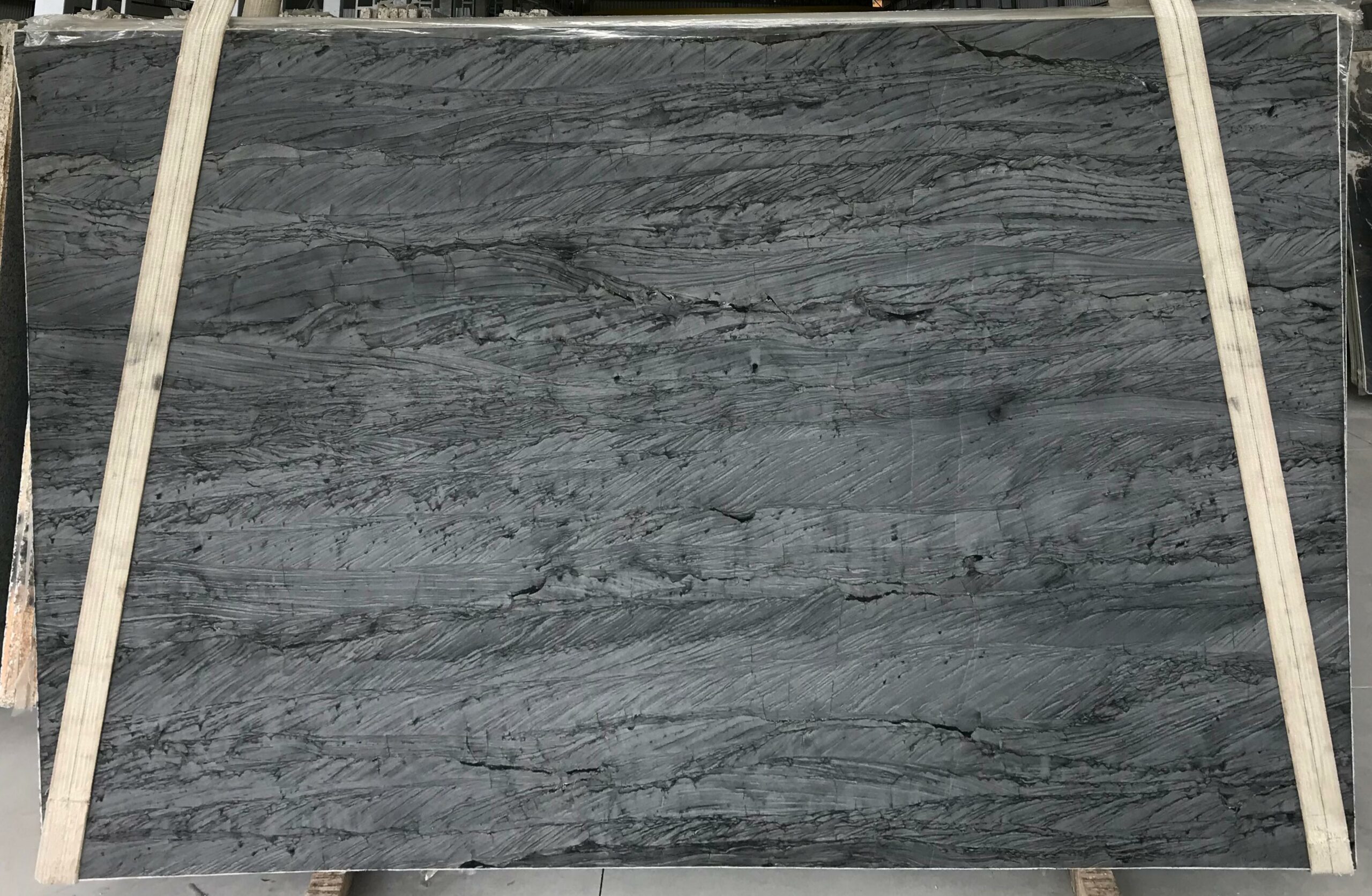 Adamantium 3cm Polished Quartzite #21 (121×77) Group G